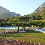 Le Jardin Des Gorges Bed and Breakfast Belvianes-et-Cavirac