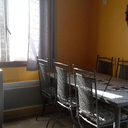 Le Jardin Des Gorges Bed & Breakfast 4*