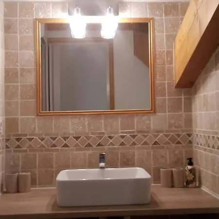 Le Jardin Des Gorges Bed & Breakfast